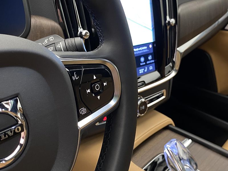 Volvo V90 CC B5 AWD ULTIMATE AUT  - fotka 21 z 66