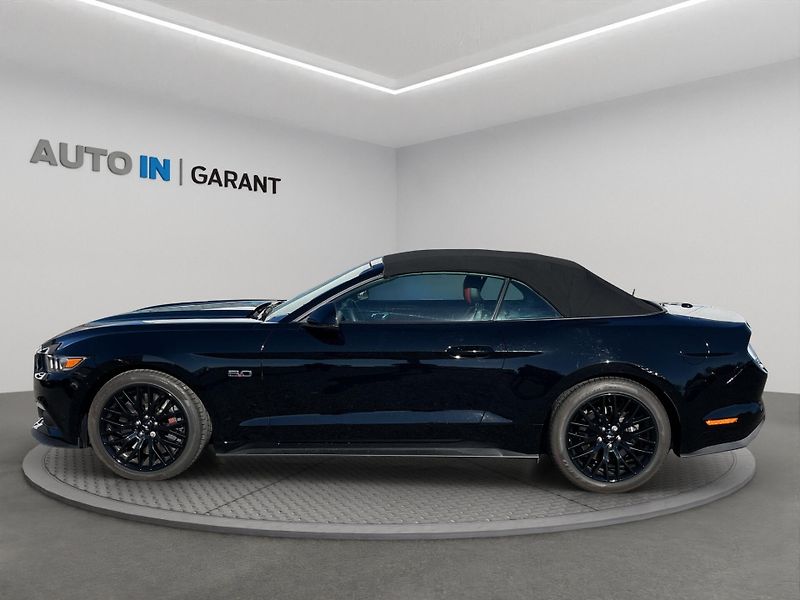 Ford Mustang (2017) Convertible GT 5.0 V8 310kW, Č - fotka 16 z 30
