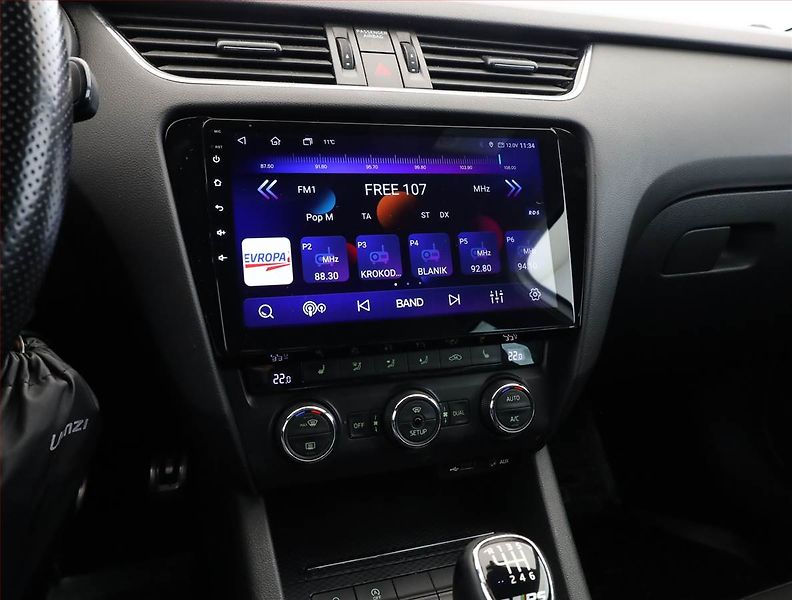 Škoda Octavia (2013) RS 2.0 TDI, Xenony, Tempomat - fotka 10 z 19