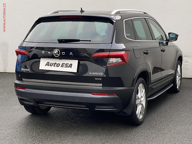 Škoda Karoq (2018) 2.0TDi 4x4, ČR, Style, DSG - fotka 4 z 23
