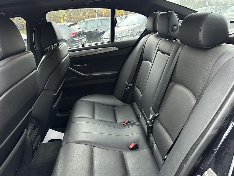 BMW Řada 5 (2012) BMW 535D xDrive 2012 - fotka 19 z 19