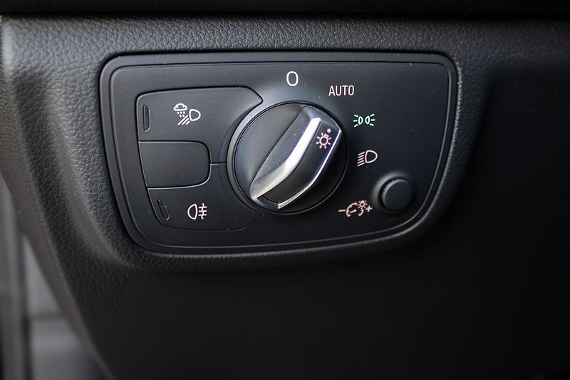 Audi A6 DPH, servis, 2 sada kol - fotka 31 z 43