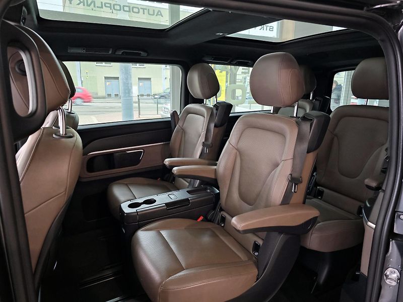 Mercedes-Benz Třídy V (2020) V300dL AMG Exclusive TOPvýbava - fotka 16 z 33