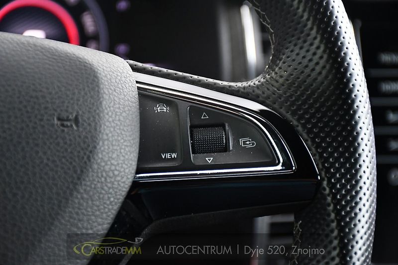 Škoda Kodiaq 2,0TDi SPORTLINE 140KW WEBASTO - fotka 30 z 56