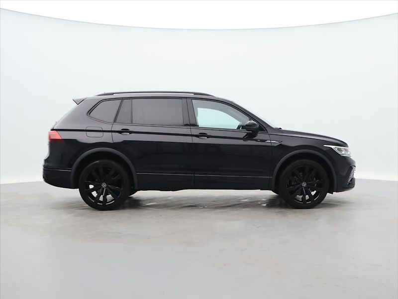 Volkswagen Tiguan Allspace 2,0 TDI R-line 4Motion DSG DPH - fotka 8 z 31