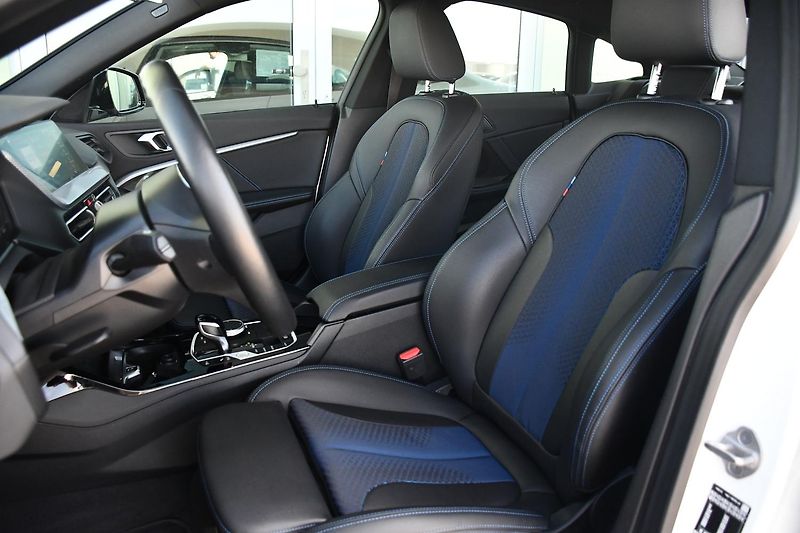 BMW Řada 2 218d M-SPORT 1M ČR - fotka 14 z 40