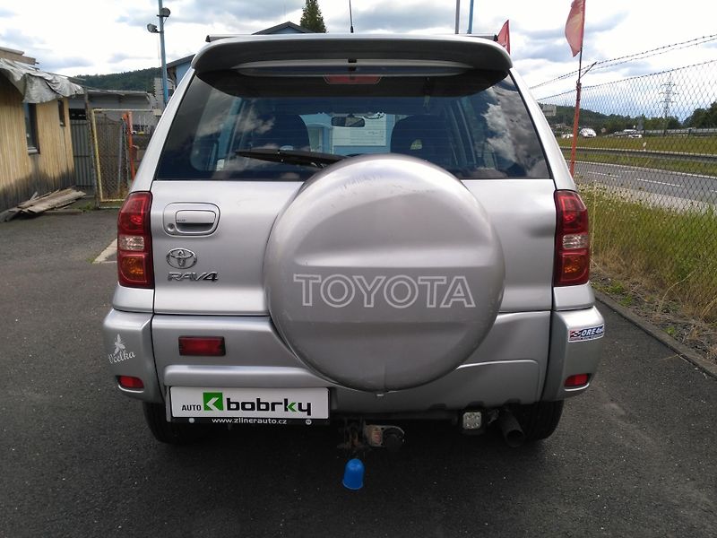 Toyota RAV4 2,0i /110 kW/ 4x4 - fotka 23 z 23