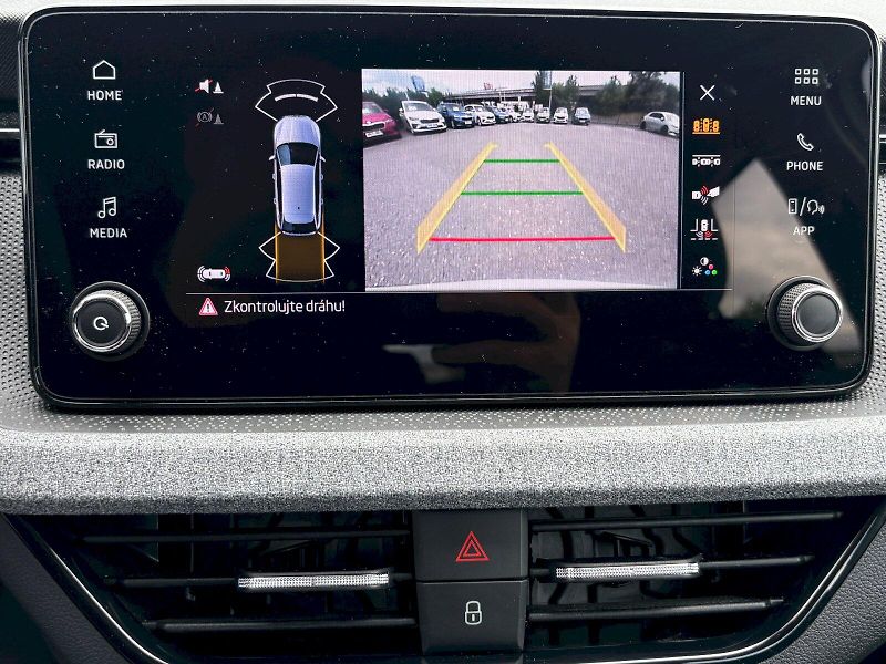Škoda Scala (2025) 1.0 TSI / 85 kW / SELECTION - fotka 13 z 31