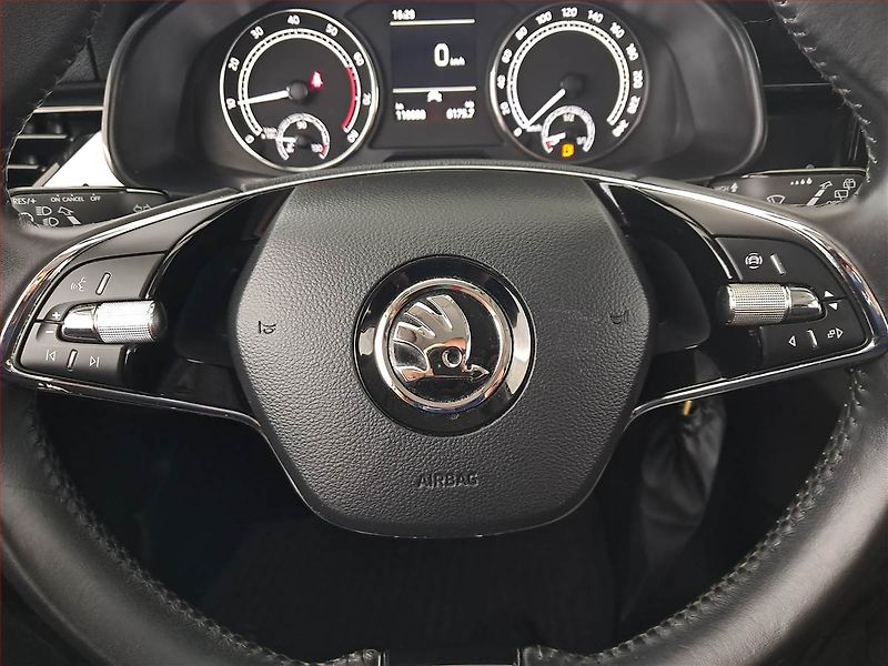 Škoda Scala (2021) 1.0 TSI, Tempomat - fotka 16 z 16