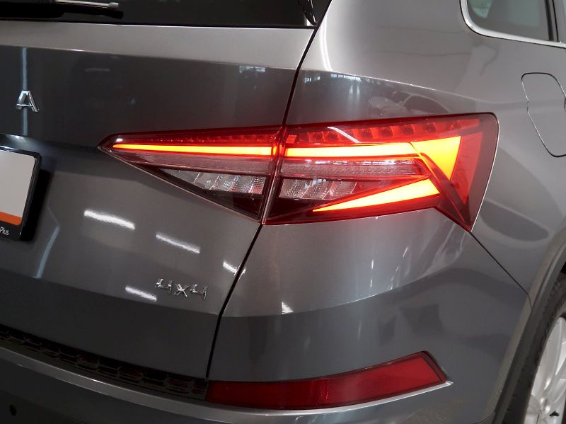 Škoda Kodiaq (2023) STYLE 2.0TDI 147KW 4x4 DSG TAŽ - fotka 11 z 44