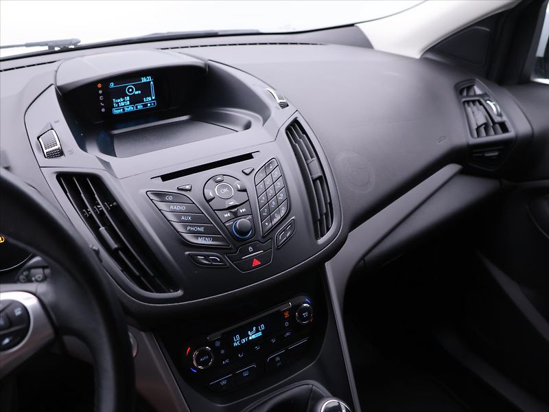 Ford Kuga 1,5 EcoBoost 110kW CZ Trend - fotka 17 z 30
