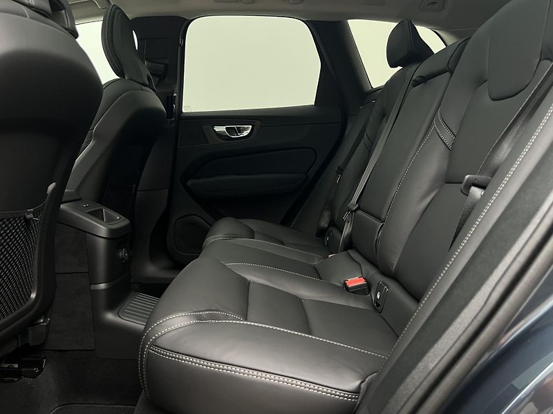 Volvo XC60 (2026) T6 AWD PLUS BRIGHT AUT - fotka 5 z 47