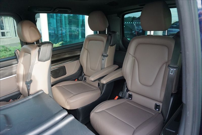 Mercedes-Benz Třídy V 2,0 V 300d AVG L 4M CZ, servis - fotka 20 z 20