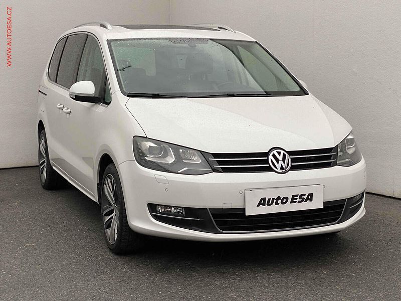 Volkswagen Sharan (2014) 2.0 TDi, Highline, DSG, panor - fotografie inzerátu