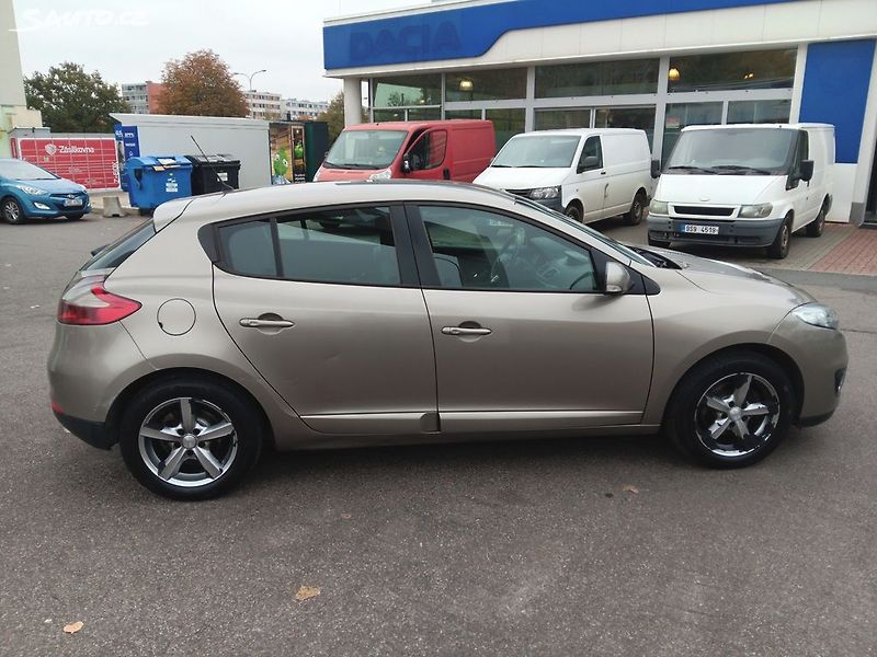 Renault Mégane 1.5 dCi 66kW - fotka 5 z 26