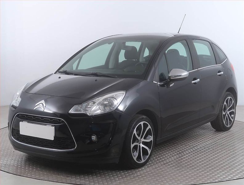 Citroën C3 (2013) 1.4 HDi, Automat, Tempomat - fotka 2 z 15
