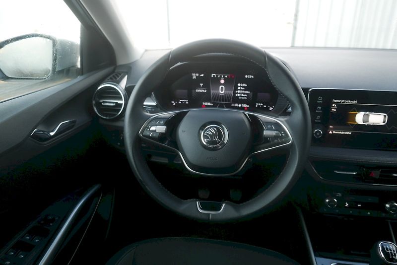 Škoda Fabia (2024) 1.0 TSI 85kW M6° Top Selection - fotka 14 z 31