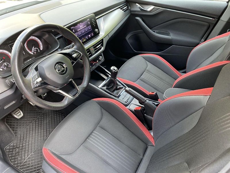 Škoda Kamiq (2021) 1.5 TSI Monte Carlo - fotka 8 z 38