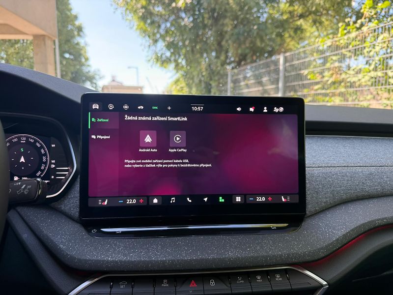 Škoda Octavia Top Selection 2.0 TDI 110kw DS - fotka 13 z 25