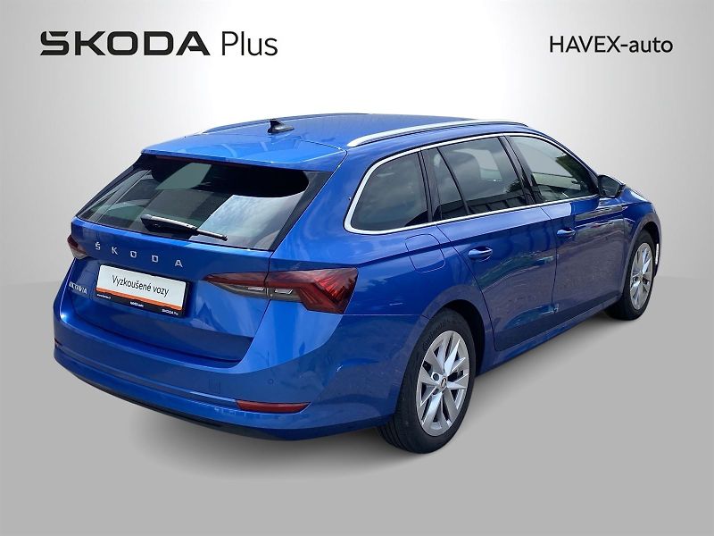 Škoda Octavia (2022) Combi 2.0 TDI Style - fotka 2 z 37