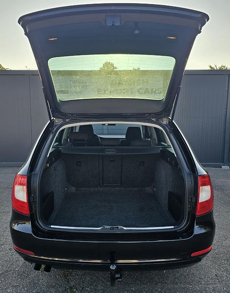 Škoda Superb 1.4 TSI 92kW,TAŽNÉ,SERVISKA - fotka 32 z 45