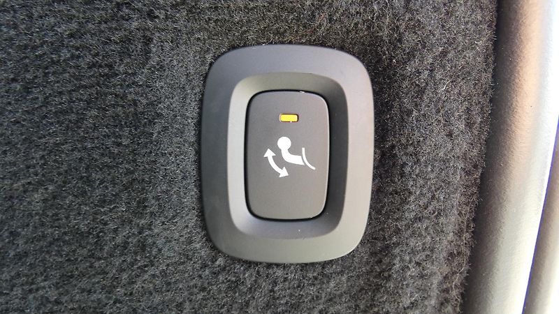 Volvo XC90 T8 AWD Recharge Inscription AT - fotka 22 z 26