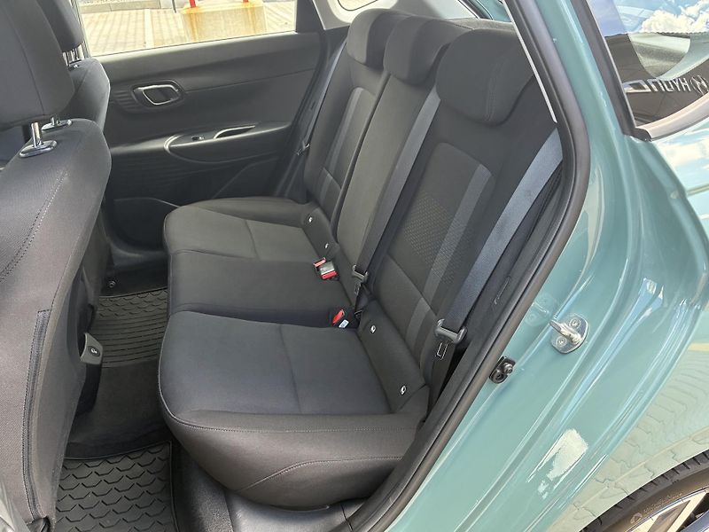 Hyundai i20 1.0T-GDi 74kW REZERVACE - fotka 20 z 22