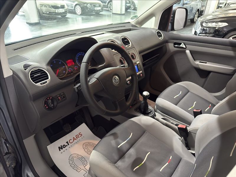 Volkswagen Caddy 1,9   TDI 77KW FAMILY EDITION - fotka 6 z 20