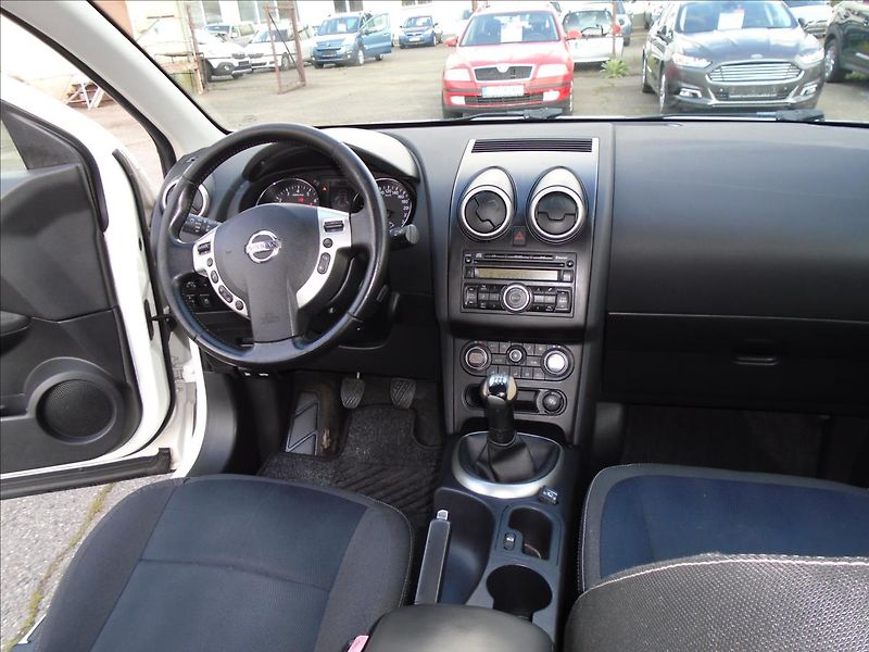 Nissan Qashqai 1,6   1.6.LPG - fotka 20 z 26