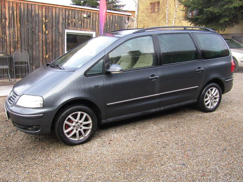 Volkswagen Sharan (2008) 2.8 V6  150kW  4MOTION BUSSINE - fotka 2 z 38