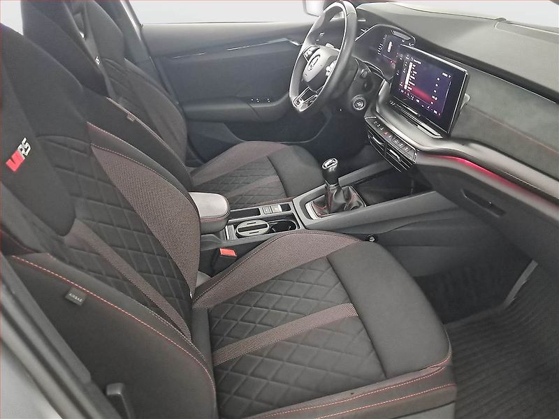 Škoda Octavia (2023) RS 2.0 TSI - fotka 9 z 25