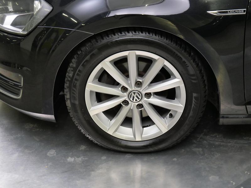 Volkswagen Golf - fotka 10 z 23