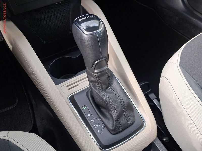 Škoda Fabia (2019) 1.0 TSi, 1.maj,ČR, Style - fotka 16 z 18