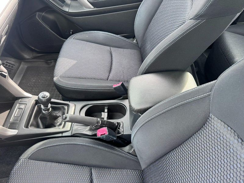 Subaru Forester (2014) 4x4 2,0i 110KW STK ITÁLIE - fotka 37 z 49