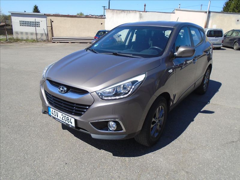 Hyundai ix35 1,6   1.6 BENZIN-99KW - fotka 8 z 25