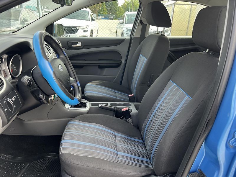 Ford Focus 1.4i 16v KOUPENO V ČR 1.MAJ. - fotka 9 z 33