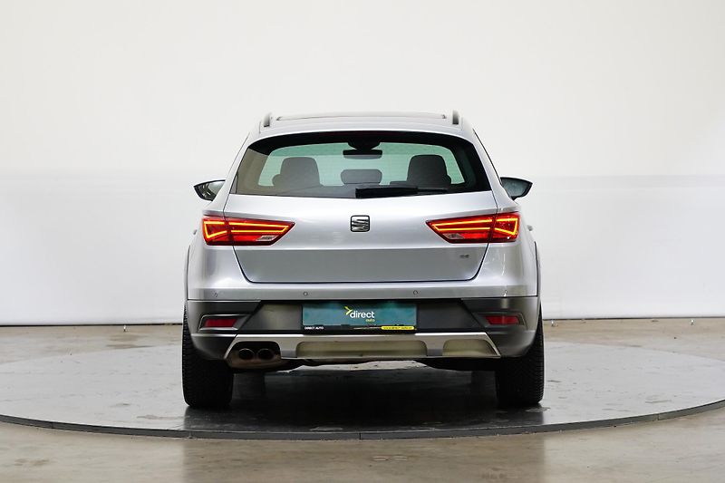 Seat Leon - fotka 6 z 27