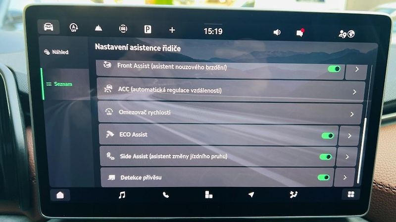 Škoda Kodiaq (2024) 2.0 TDI 142kW 4x4 DSG Exclusiv - fotka 43 z 64