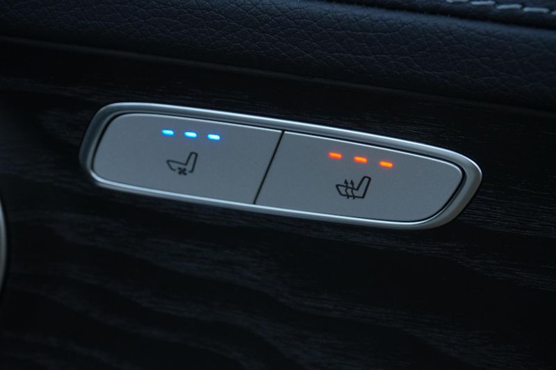 Mercedes-Benz GLC 220d, Vzduch, Ventilace,Záruka - fotka 41 z 41