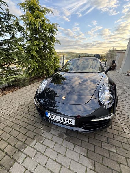 Porsche 911 (2012) - fotka 4 z 9