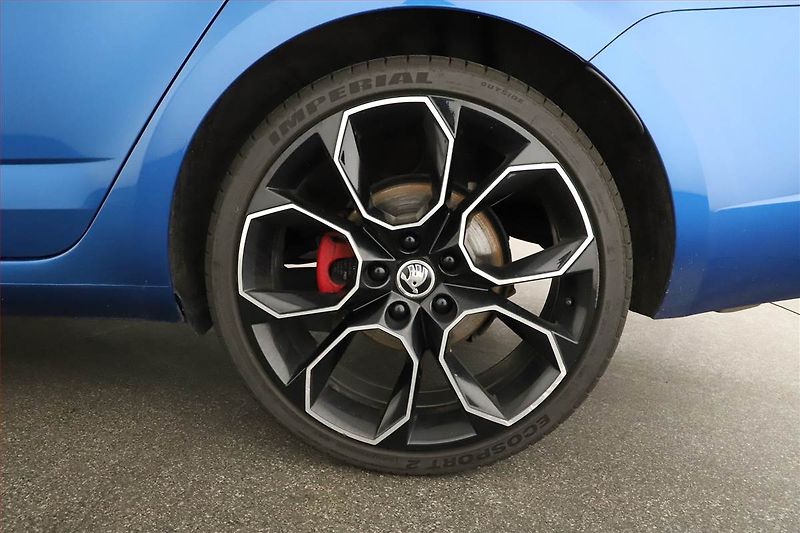 Škoda Octavia (2018) RS 2.0 TDI, Automat, Kůže - fotka 16 z 16