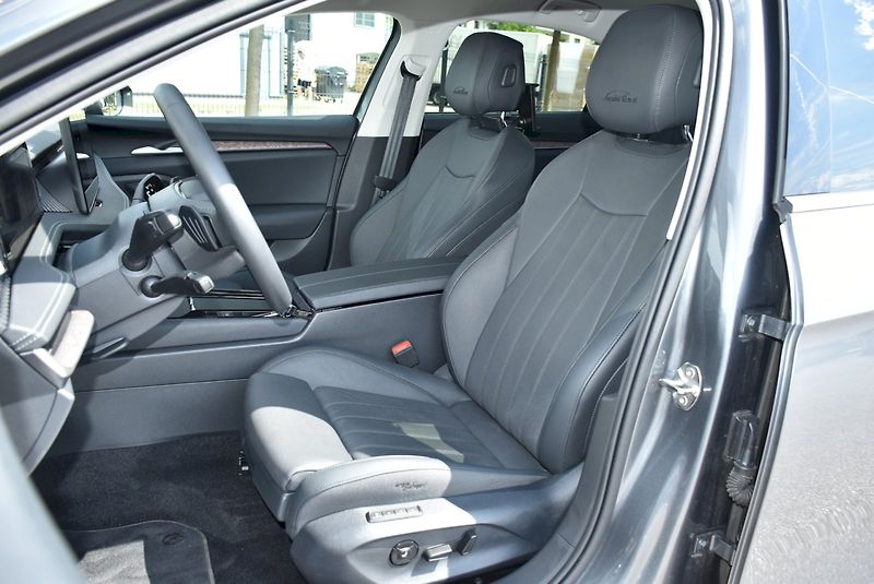 Škoda Superb (2024) L&K 2.0 TDI 142kW 4x4 DSG - fotka 24 z 34
