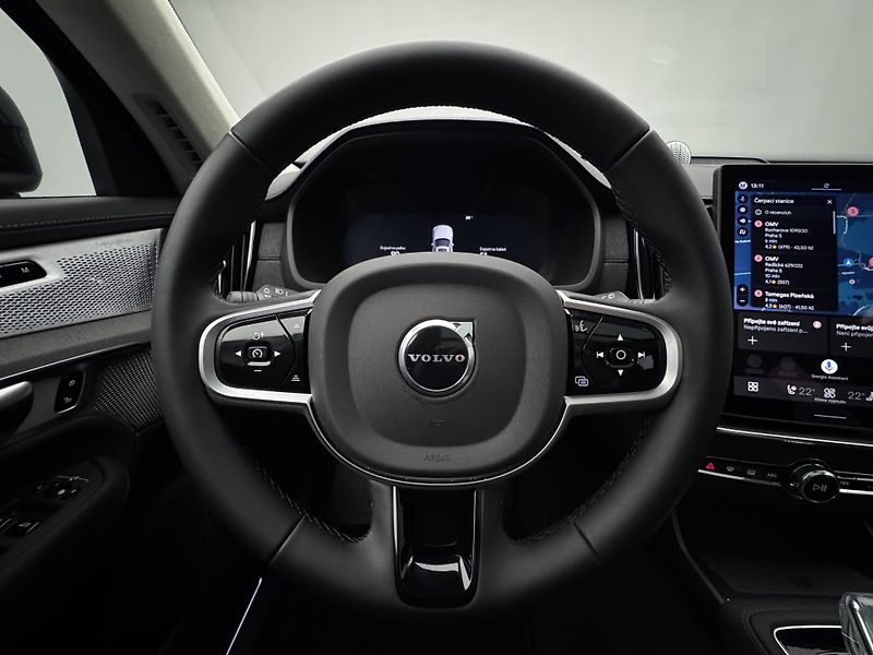Volvo XC90 T8 AWD RECHARGE ULTRA CZ 1.maj - fotka 3 z 51