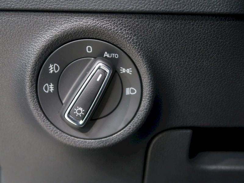 Škoda Karoq (2025) TOP SELECTION 1.5TSI 110KW DSG - fotka 37 z 41
