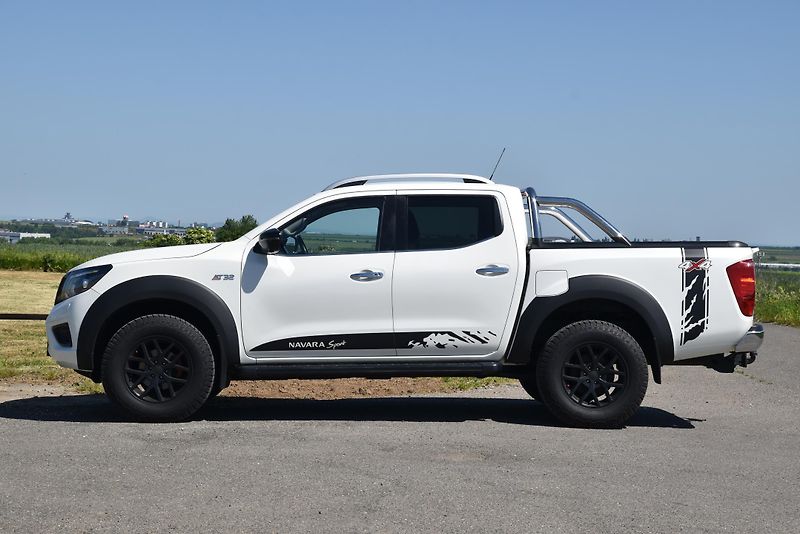 Nissan Navara 2.3dCi 140 kW 4X4,EDITION AT32 - fotka 5 z 50