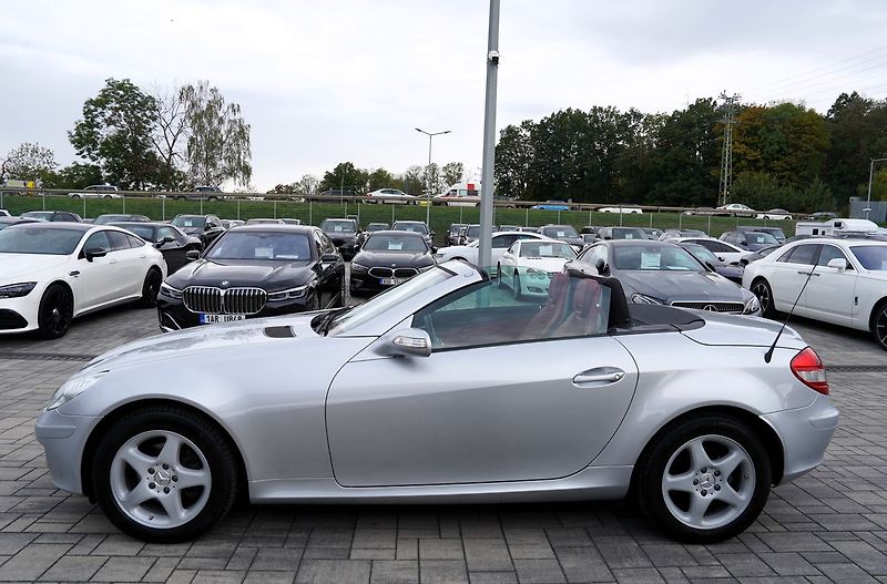 Mercedes-Benz SLK 200/165PS/kůže/manuál - fotka 10 z 37