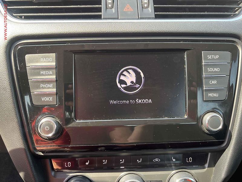 Škoda Octavia (2016) 1.6TDi, 2.maj,ČR, AC, výhřev - fotka 11 z 14