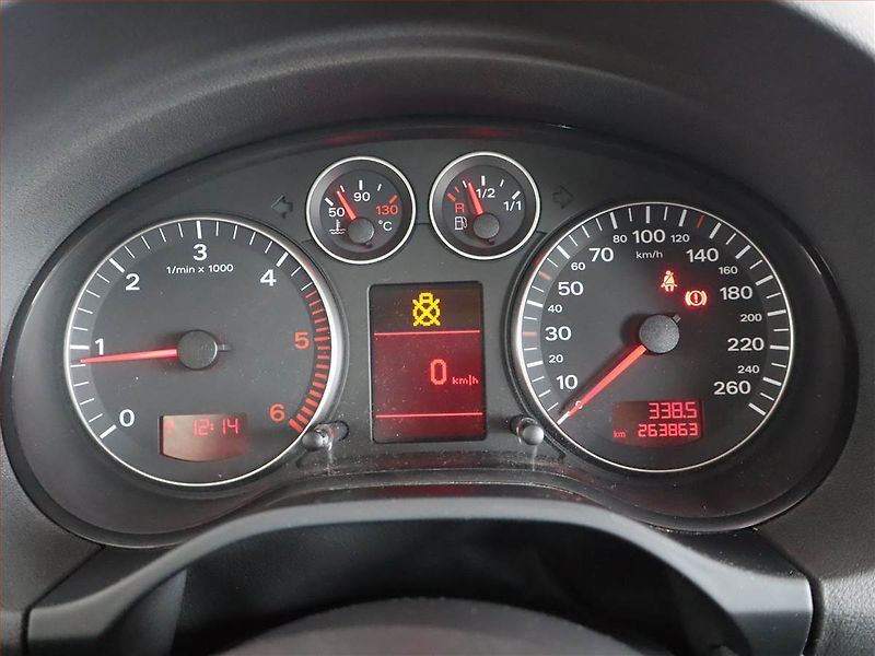 Audi A3 (2007) 2.0 TDI, levný provoz - fotka 11 z 15