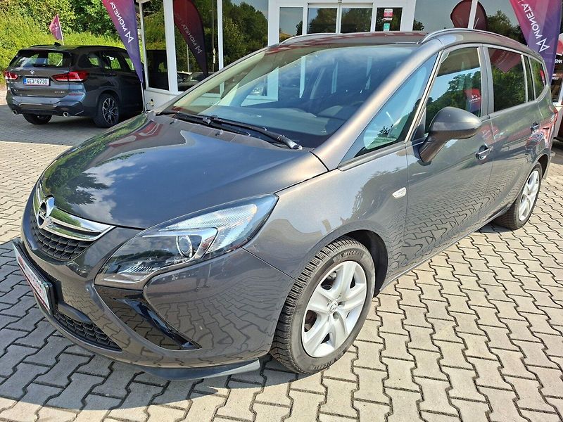 Opel Zafira (2013) TOURER 2.0CDTI 96kW -7.MÍST - fotka 4 z 41