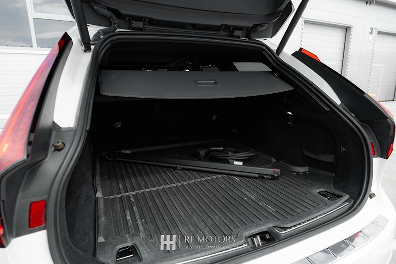 Volvo V90 (2021) - fotka 19 z 51
